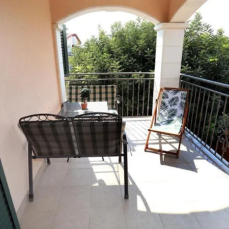 Villa Kuzmanic Trogir Exterior photo